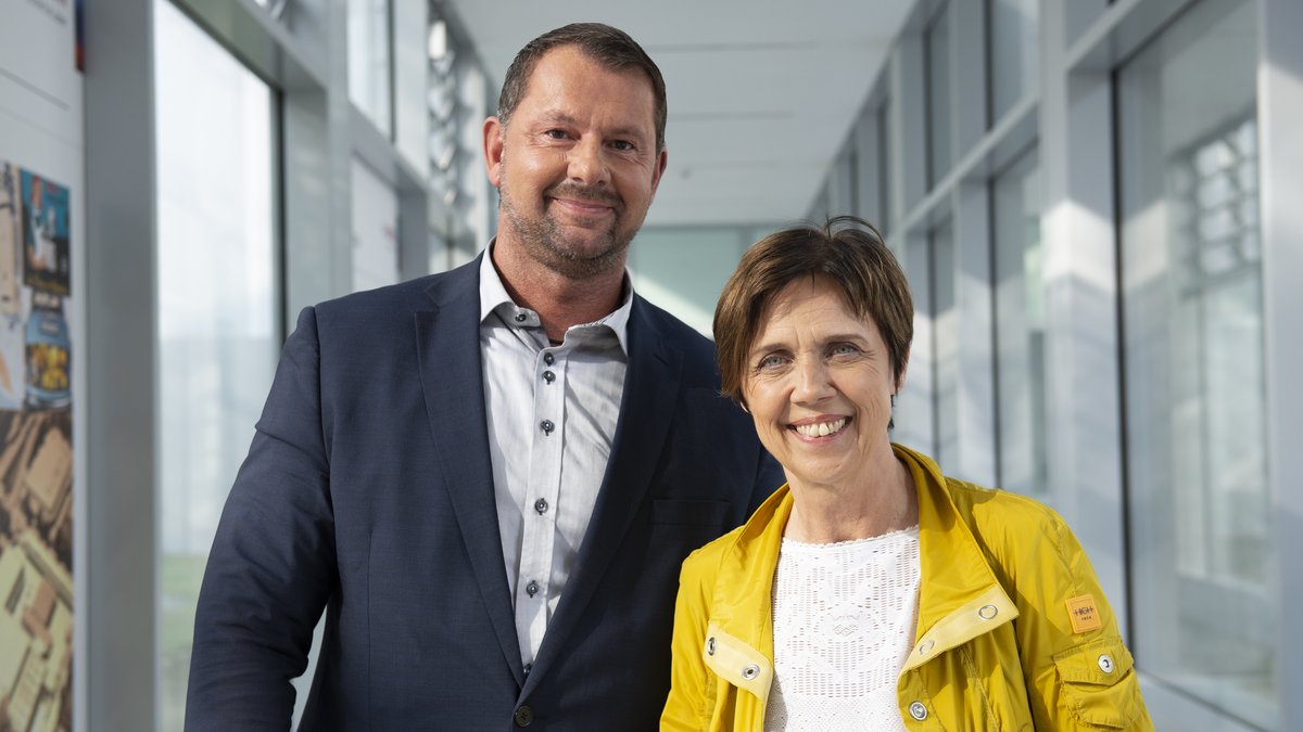 VBV_Robert Bosch AG Rudolf Simader (VBV-Pensionskasse) und Johanna Hummelbrunner (Bosch)